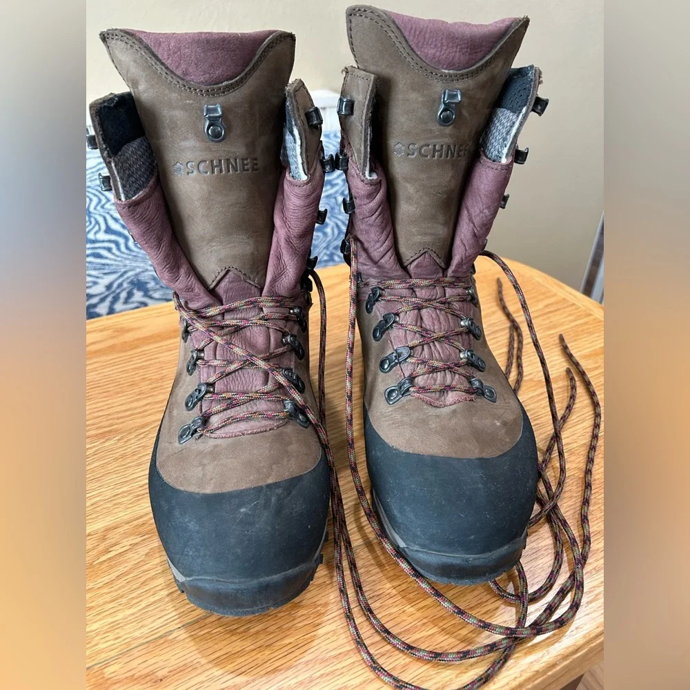 Schnee's Beartooth 200g Hiking Boots - Picture 4 of 13